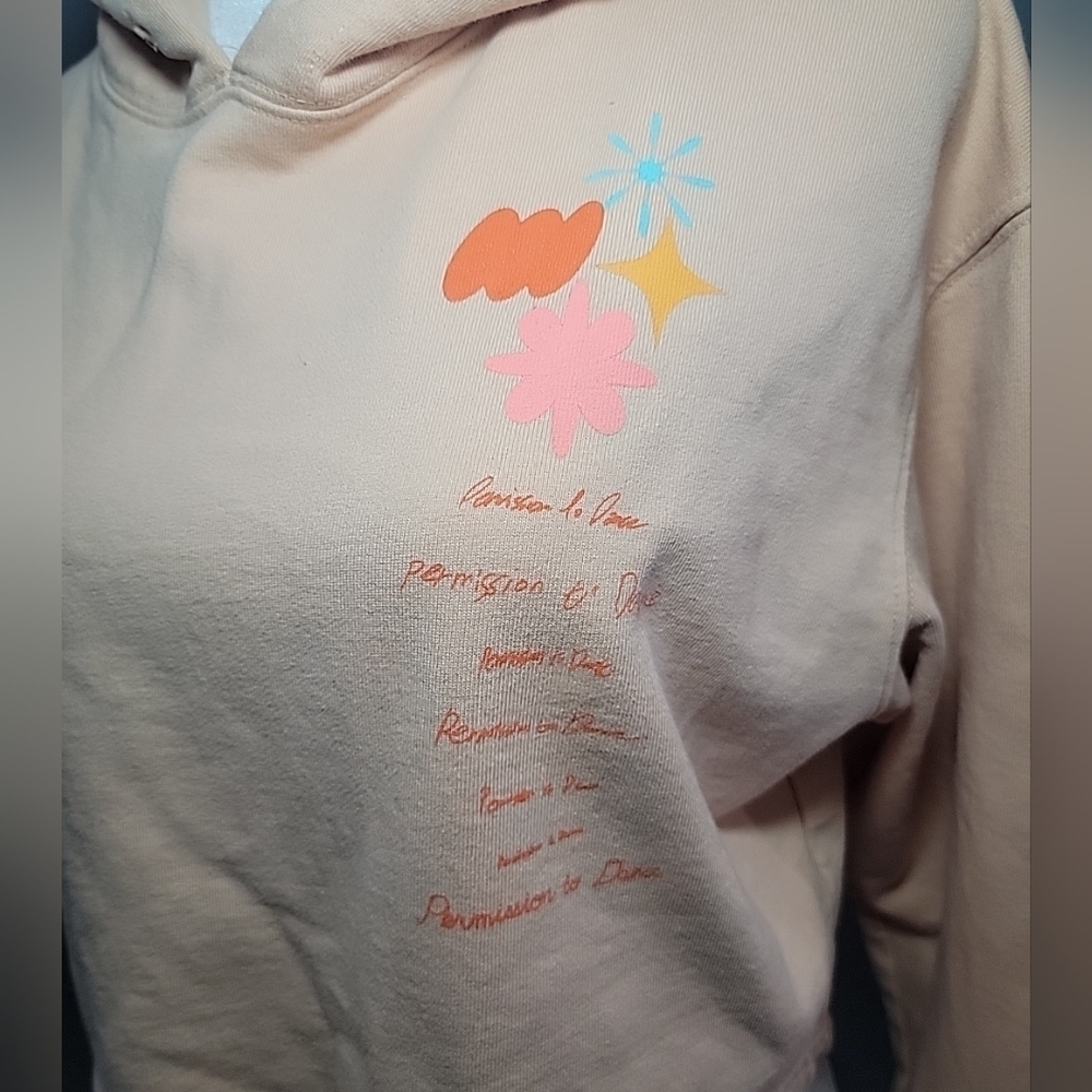 BTS Permission to Dance PTD 2022 — SOLD OUT / Rare Peach Crop Hoodie — Size S - Picture 3 of 9